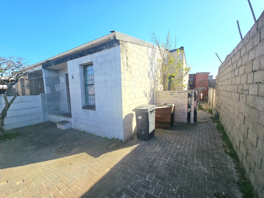 3 Bedroom Property for Sale in Eastridge Western Cape